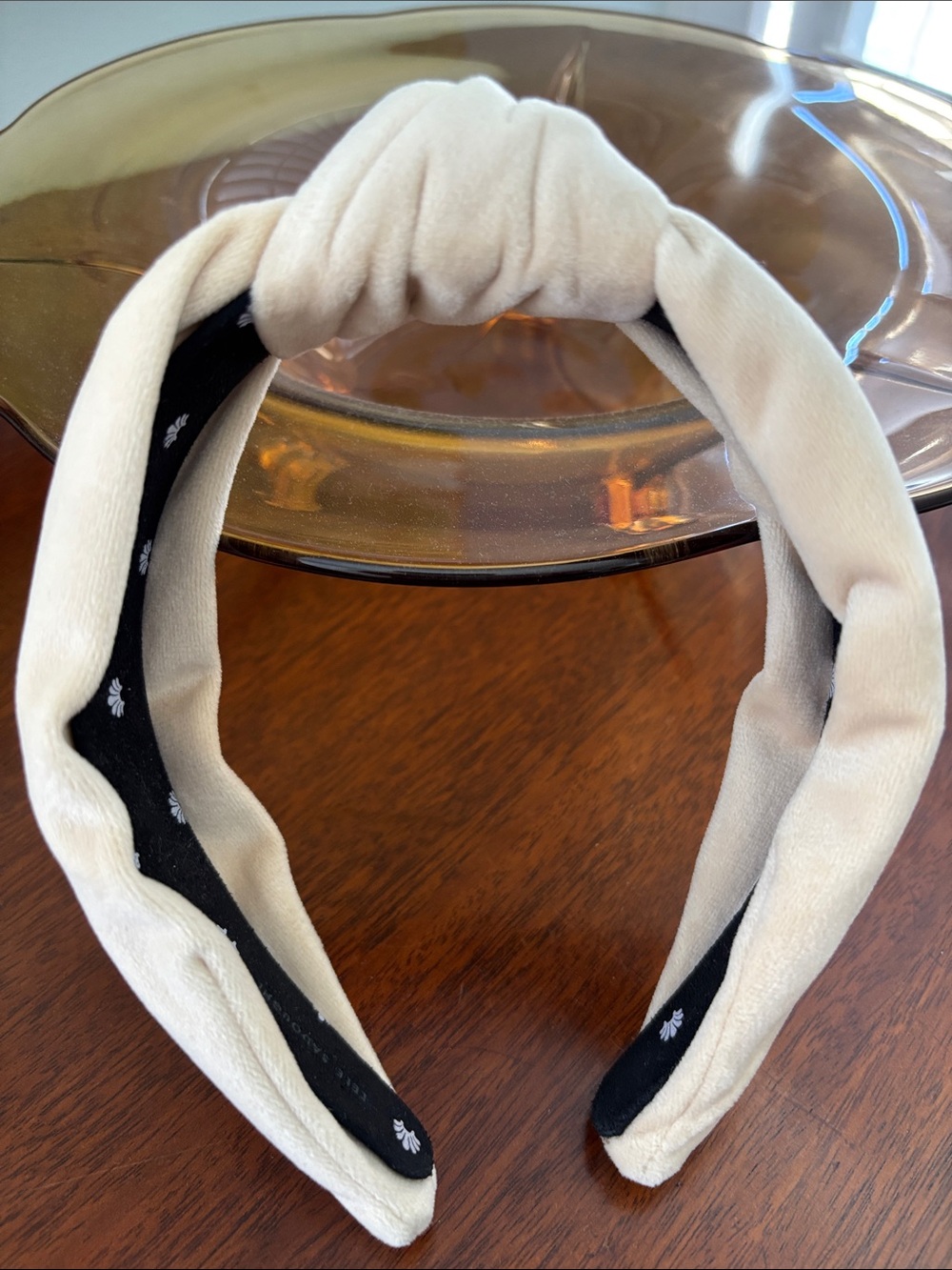 Lele Sadoughi Latte Velvet Headband Neutral Classic Hollywood Glam